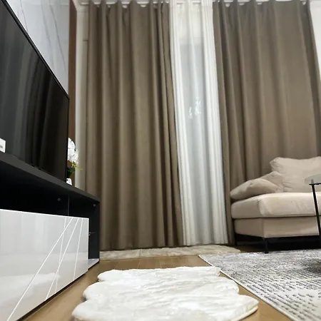 Tirana Apartment Apartman *